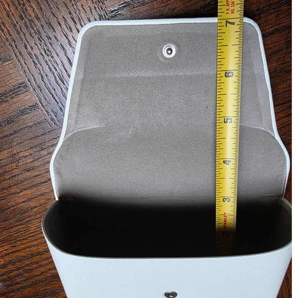 Michael Kors White Saffiano Sunglasses Case‎ Hard Shell with Cleaning Cloth